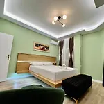 Gasthuis Spiranca Luxury Tirana