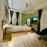 بيت ضيافة Spiranca Luxury